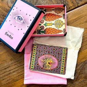 Brand NEW Gucci Garden Card Holder